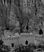 Bandelier Cliff house 1884 bw
